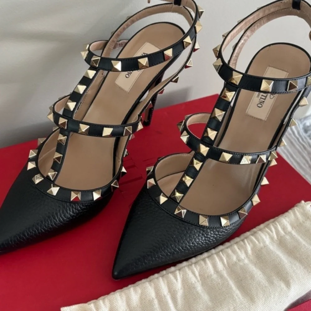 Valentino Garavani Black Heels with Gold Accents - Picture 3 of 6